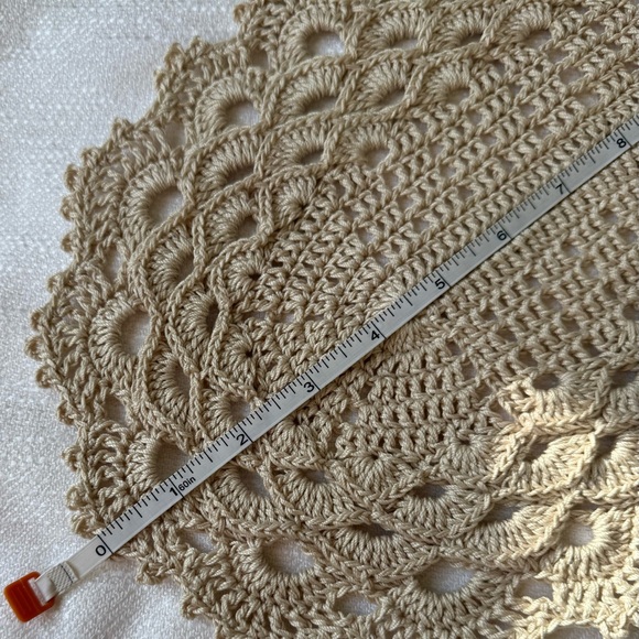 Table Runner Handmade Crochet New 100 % Cotton 43 in x 9 in